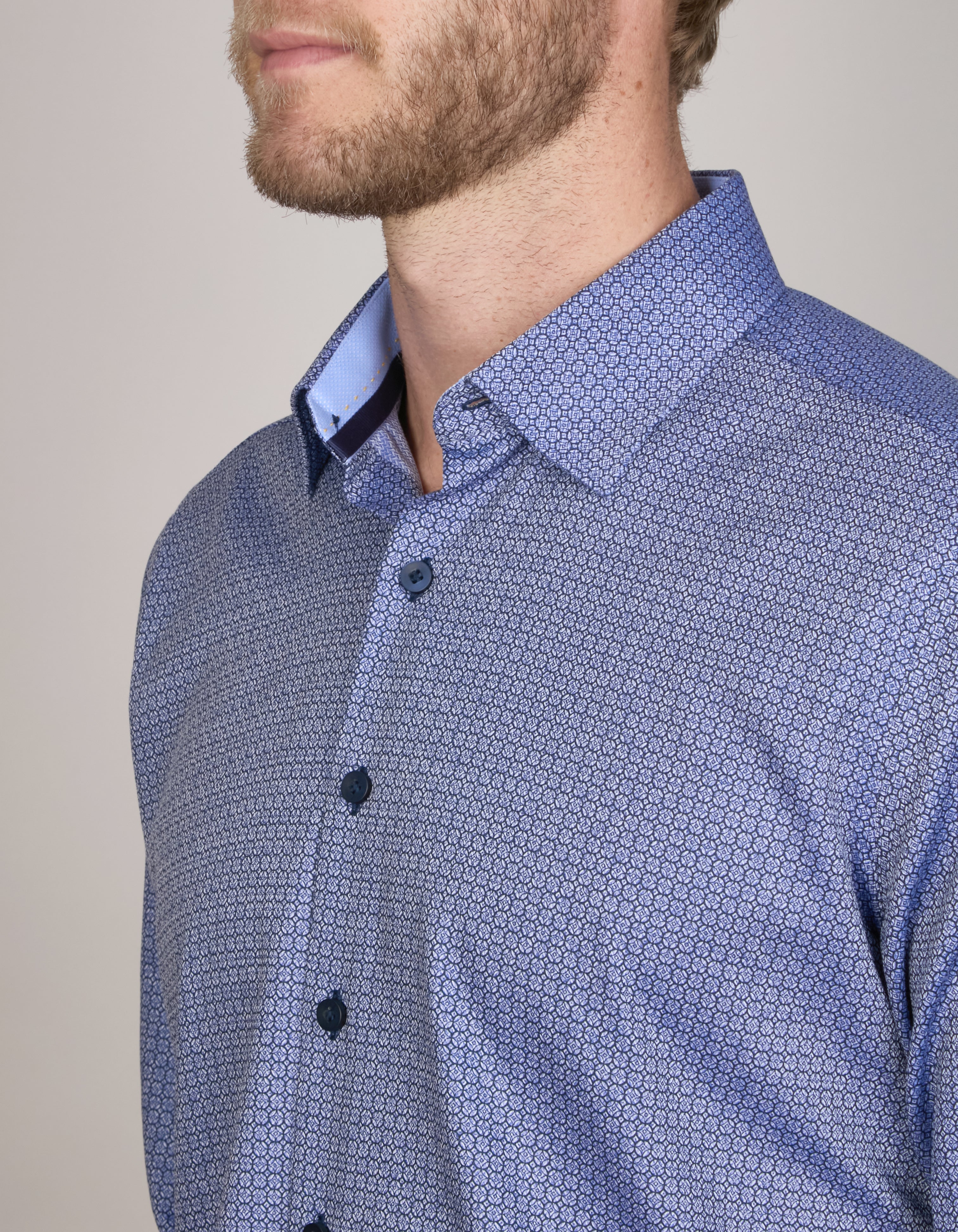 CIRCLE-WORK PRINT SHIRT SLIM FIT