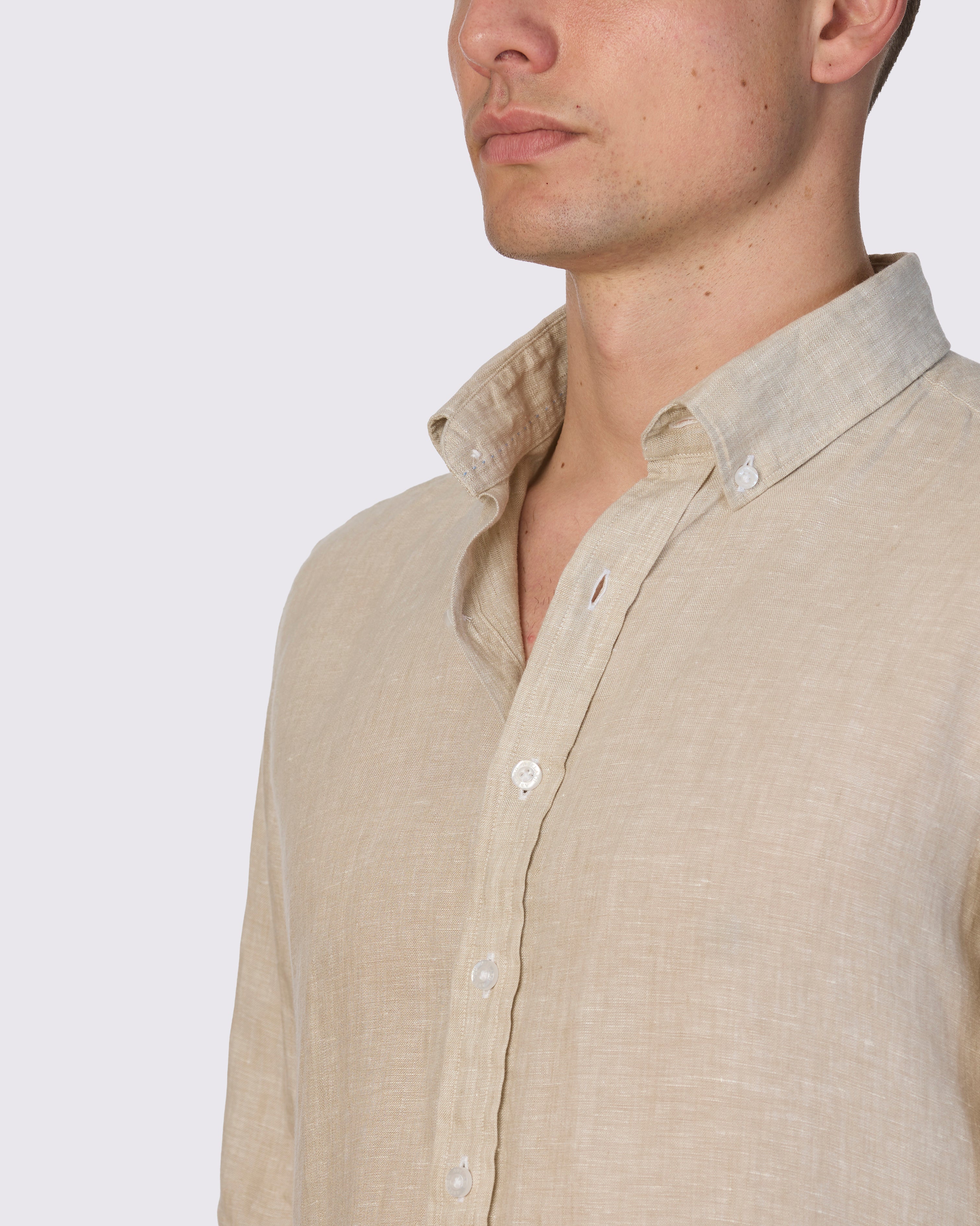 Piatto II Pure Linen Slim Fit Shirt - Stone - Close Up View