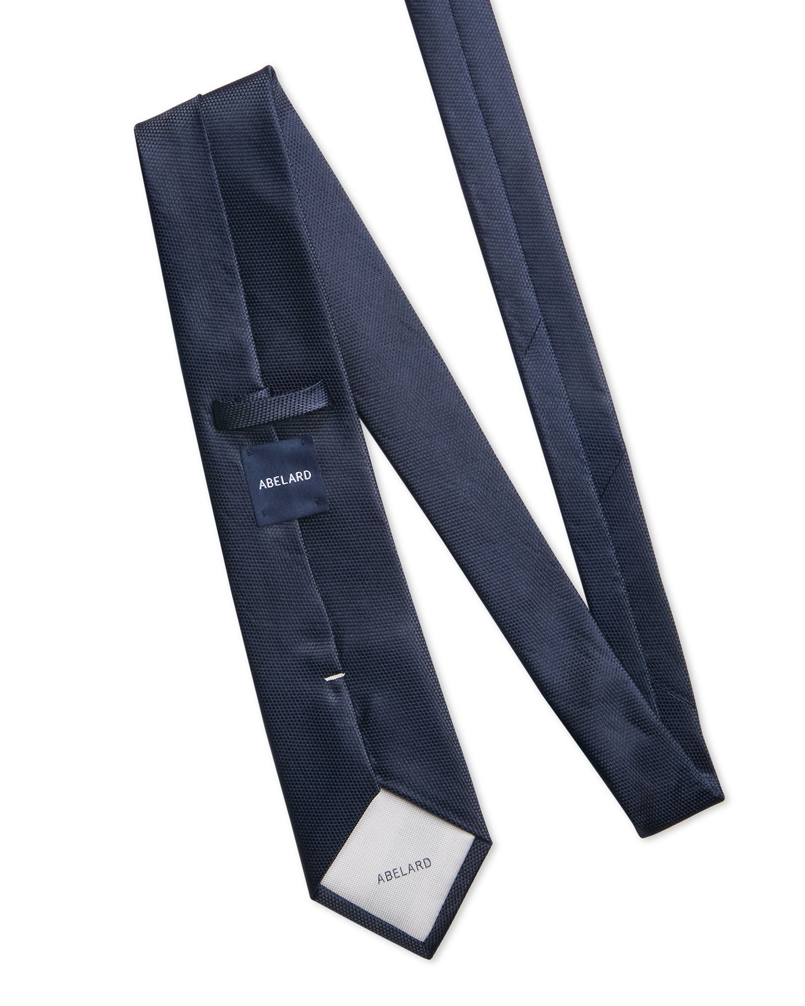 TEXTURED SILK FORMAL TIE - NAVY