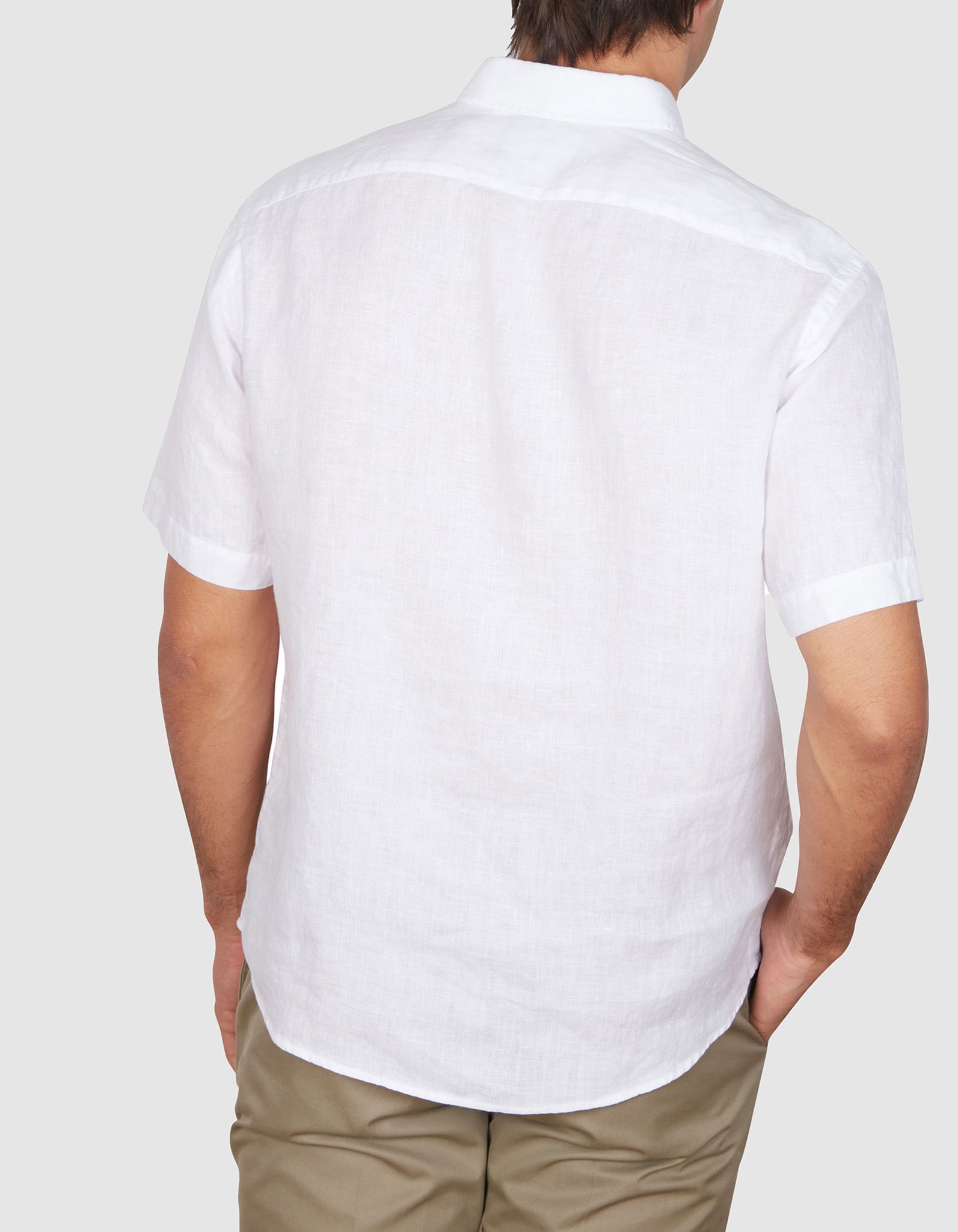 PURE LINEN SHIRT CLASSIC FIT SHORT SLEEVE
