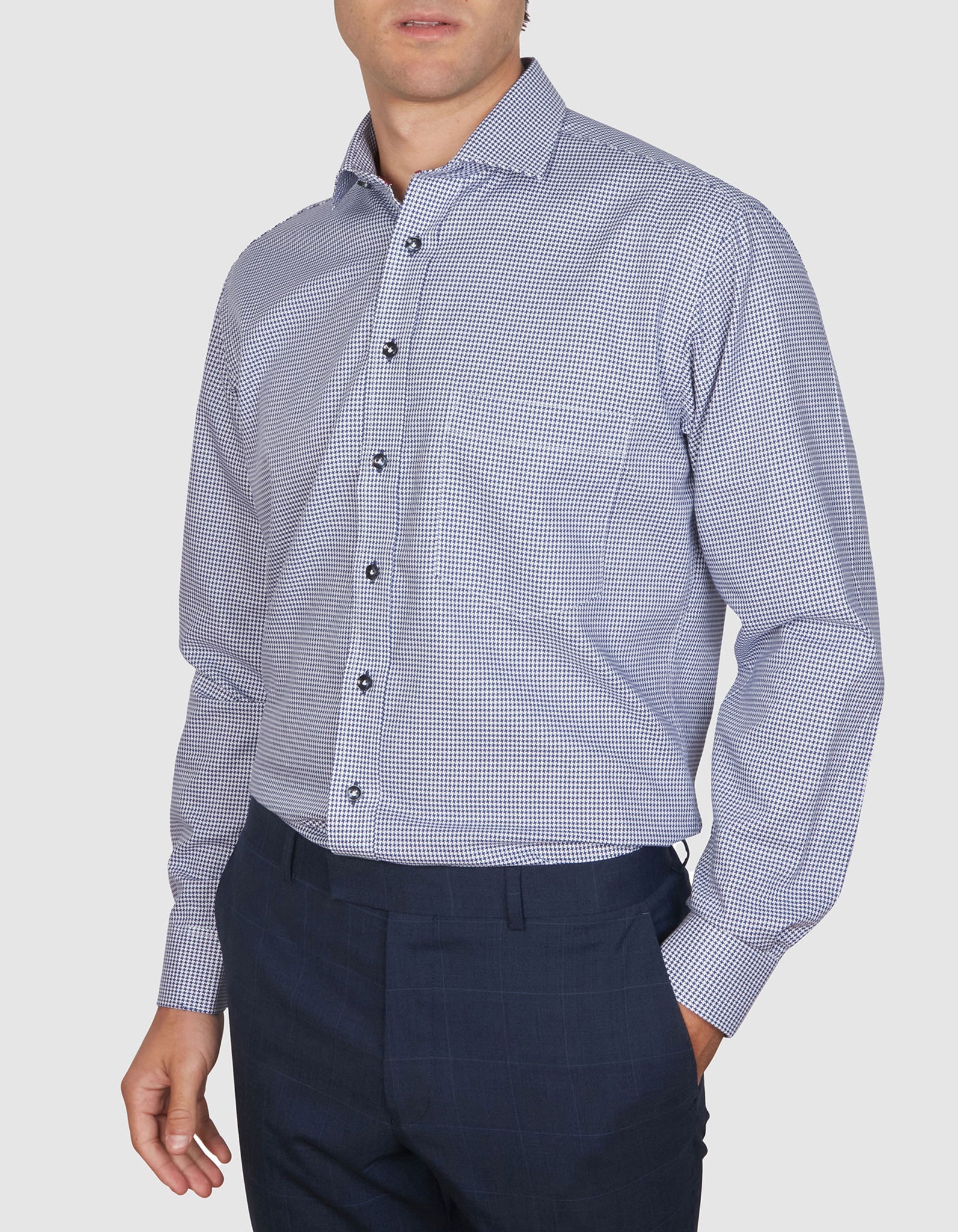 SABRE TOOTH SHIRT CLASSIC FIT