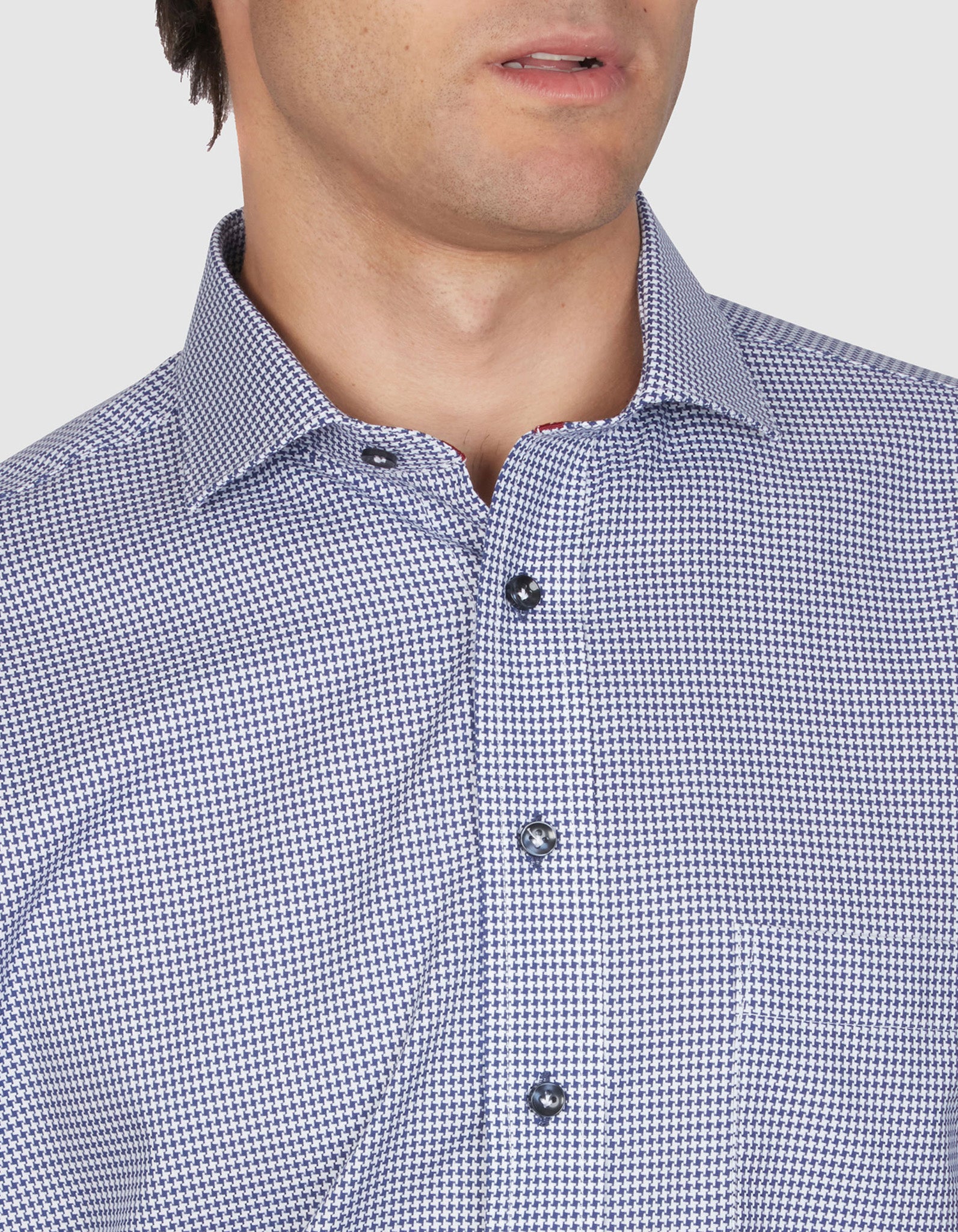 SABRE TOOTH SHIRT CLASSIC FIT